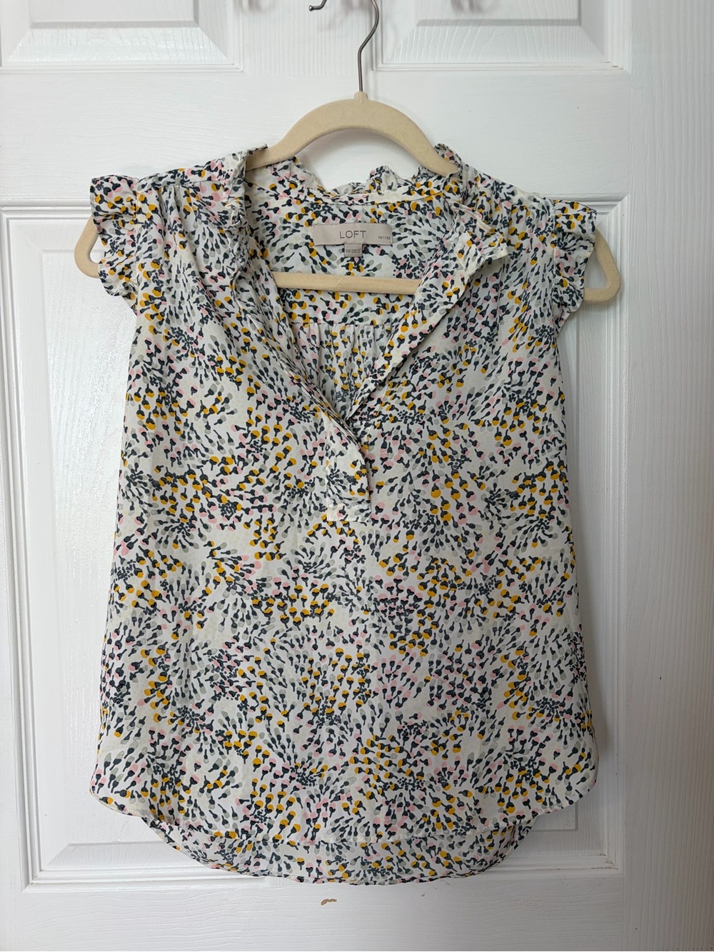 LOFT sleeveless blouse